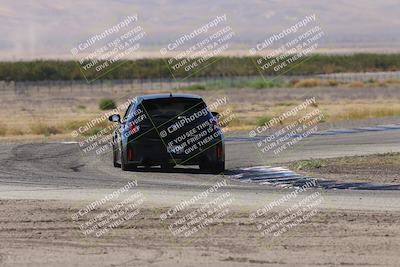 media/Oct-04-2025-OnGrid (Sat) [[44bd565ffa]]/Yellow Group/Grapevine/